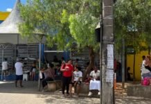 Pacientes enfrentam longas esperas na UPA Taboão; profissionais denunciam salários atrasados