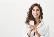 Acolher Instituto abre vagas para estagiários e oficineiros