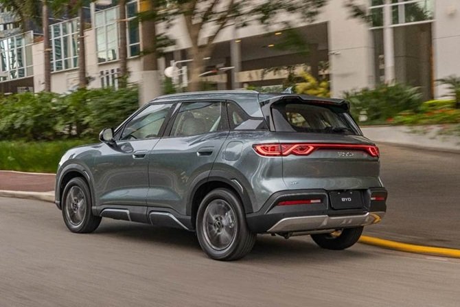 byd-atto-2-foto-2