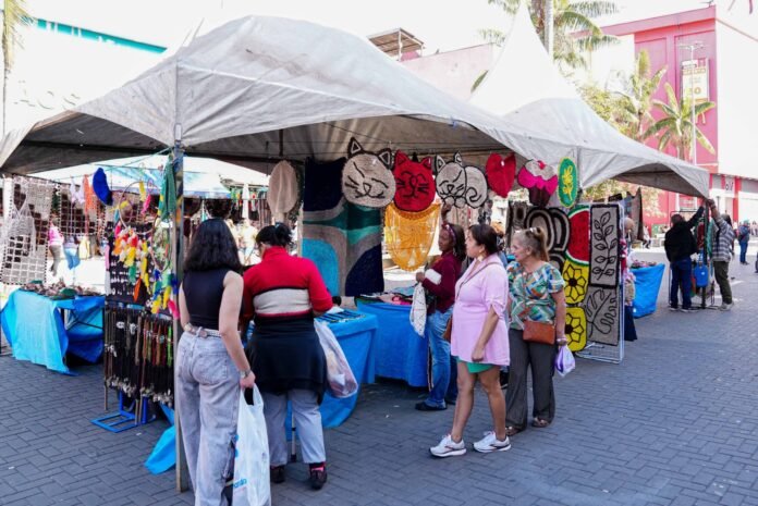 Feira de artesanato ocupa diferentes pontos de Guarulhos