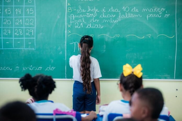 Guarulhos atinge nota B em avaliação da educação do TCESP